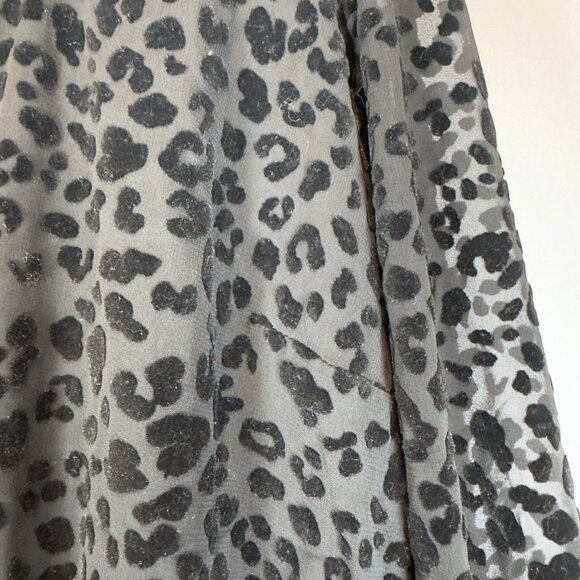 Forever 21 Black Burnout Velvet Blouse Smocked Waist Sheer Sleeves Women's 3XL - Picture 4 of 8